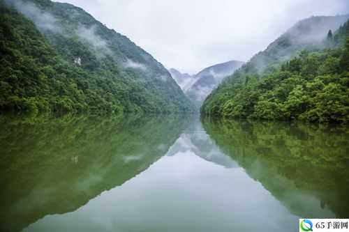 两峰夹溪湿地无泥诗意盎然