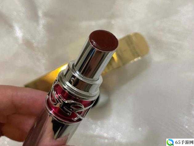 YSL 水蜜桃 1174 绝美唇色来袭